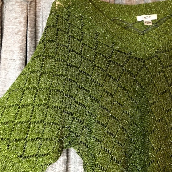 Cache Green Metallic Dolman Sleeve Open Crochet Knit Banded Bottom Top Size XS - Picture 6 of 10